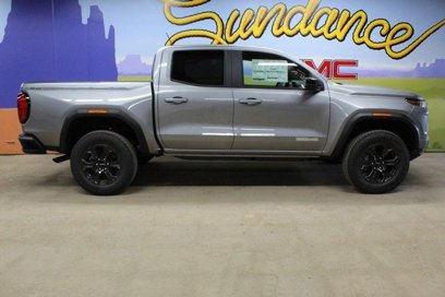 New 2025 GMC Canyon Elevation w/ Convenience Package