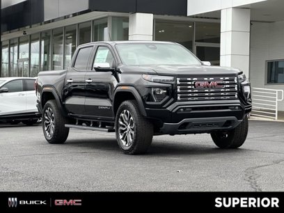 New 2025 GMC Canyon Denali