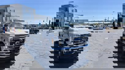 New 2025 Ford F350 XLT