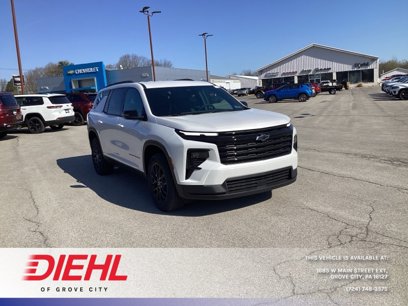 New 2025 Chevrolet Traverse LT w/ Midnight/Sport Edition