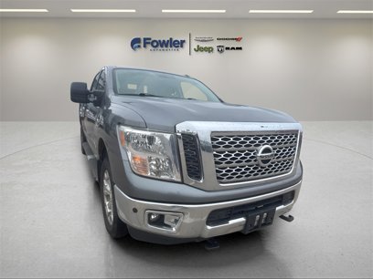 Used 2018 Nissan Titan SV w/ SV Convenience Package
