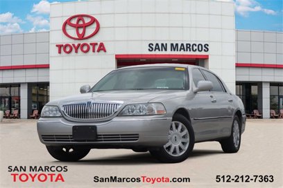 Used 2009 Lincoln Town Car Signature Limited
