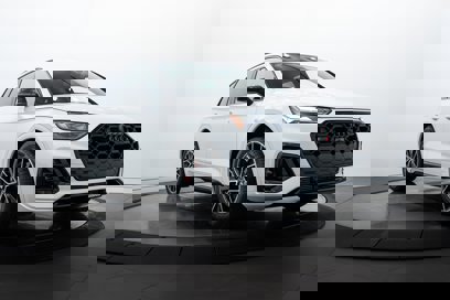 New 2025 Audi SQ5 Premium Plus
