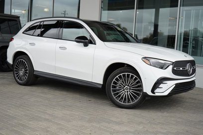 New 2025 Mercedes-Benz GLC 300 4MATIC