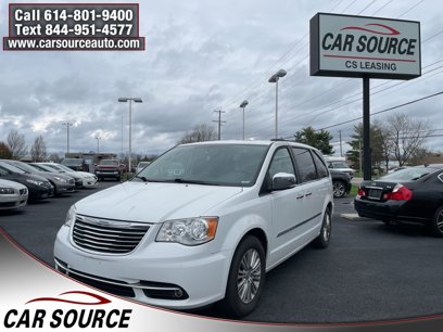 Used 2015 Chrysler Town & Country Touring-L w/ Driver Convenience Group
