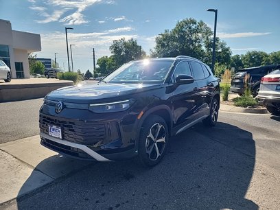 New 2025 Volkswagen Tiguan SE