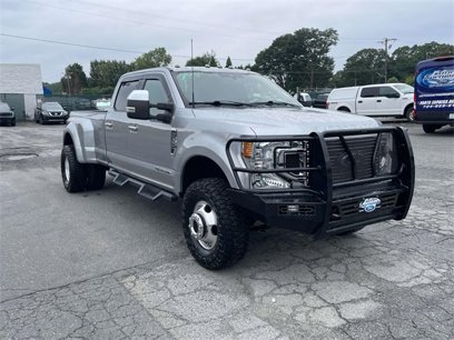 Certified 2022 Ford F350 Lariat w/ Lariat Ultimate Package