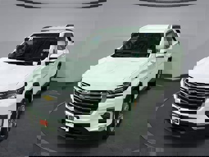 Used 2022 Chevrolet Traverse LT w/ LPO, Floor Liner Package