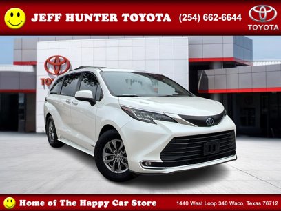 Used 2021 Toyota Sienna XLE
