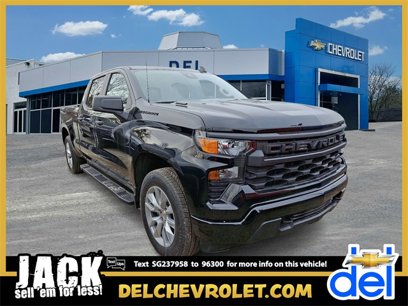 New 2025 Chevrolet Silverado 1500 Custom w/ LPO, Dark Essentials Package