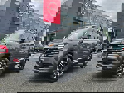 New 2025 Nissan Kicks SV
