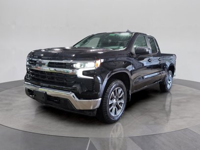 New 2025 Chevrolet Silverado 1500 LT w/ LPO, Dark Essentials Package