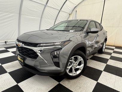 New 2025 Chevrolet Trax LS w/ LS Convenience Package