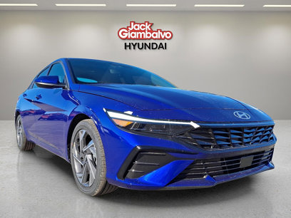 New 2025 Hyundai Elantra SEL