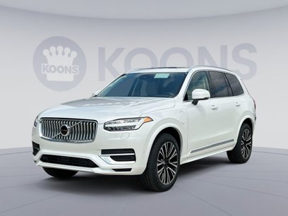 New 2025 Volvo XC90 T8 Plus w/ Protection Package Premier