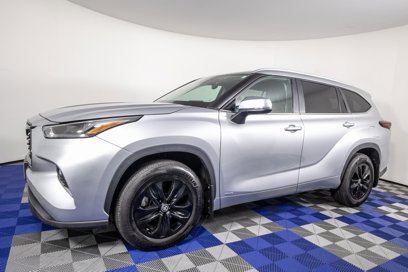 Used 2024 Toyota Highlander XLE
