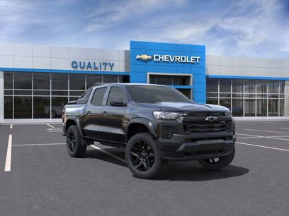 New 2025 Chevrolet Colorado Trail Boss w/ Midnight Edition