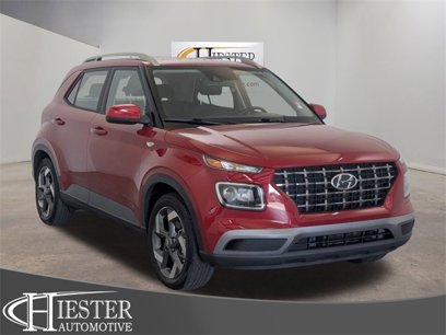 Used 2022 Hyundai Venue SEL w/ Cargo Package