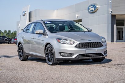 Certified 2016 Ford Focus SE w/ Equipment Group 201A