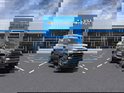 New 2025 Chevrolet Traverse LT w/ LPO, Floor Liner Package