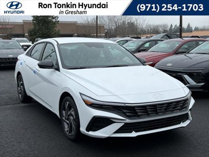 New 2025 Hyundai Elantra SEL
