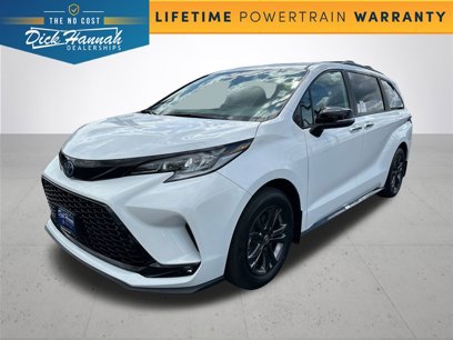 New 2025 Toyota Sienna XSE
