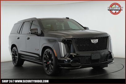 Used 2025 Cadillac Escalade V w/ LPO, ONYX Package