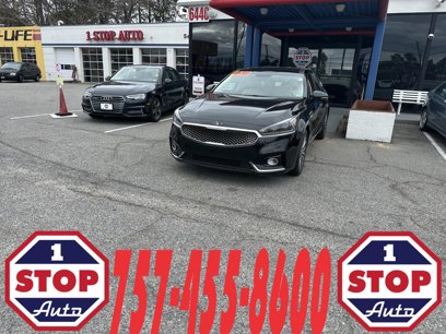 Used 2017 Kia Cadenza Premium w/ Luxury Package