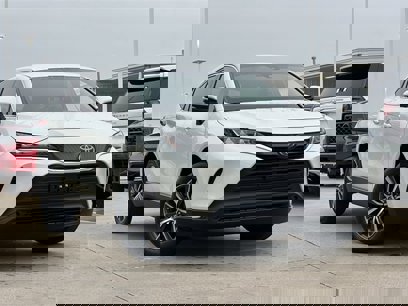Used 2021 Toyota Venza LE