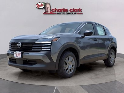New 2025 Nissan Kicks S