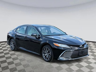 Used 2023 Toyota Camry XLE w/ Navigation Package