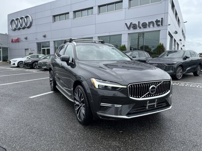 Used 2022 Volvo XC60 T8 Inscription w/ Advanced Package