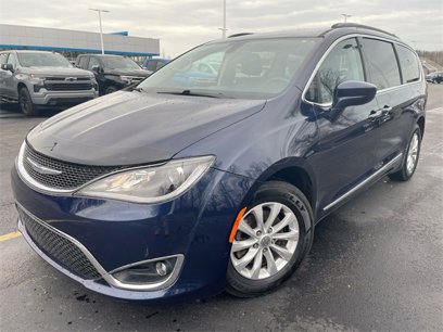 Used 2017 Chrysler Pacifica Touring-L