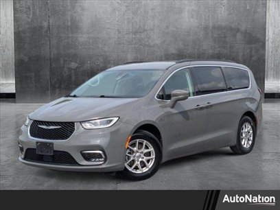 Used 2022 Chrysler Pacifica Touring-L