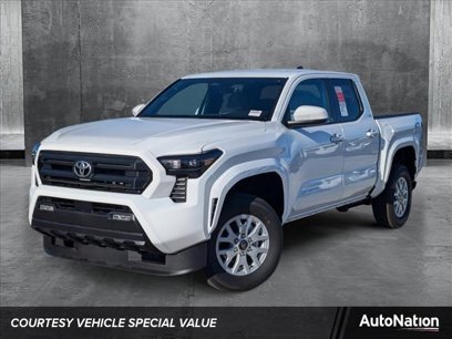 New 2024 Toyota Tacoma SR5