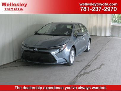 New 2025 Toyota Corolla LE