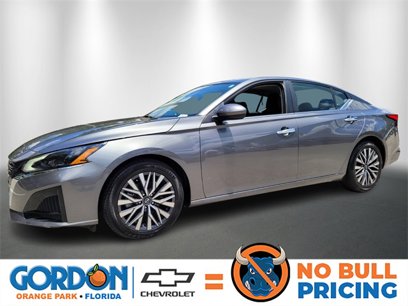 Used 2023 Nissan Altima 2.5 SV