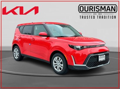 New 2025 Kia Soul LX