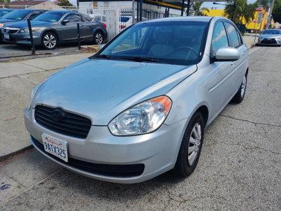 Used 2011 Hyundai Accent GLS w/ Premium Pkg 4