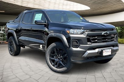 New 2025 Chevrolet Colorado Trail Boss w/ Midnight Edition