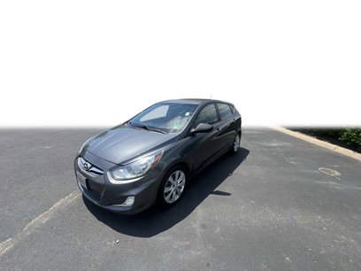Used 2012 Hyundai Accent SE