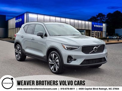 Used 2024 Volvo XC40 B5 Plus