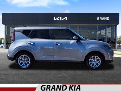 New 2025 Kia Soul S
