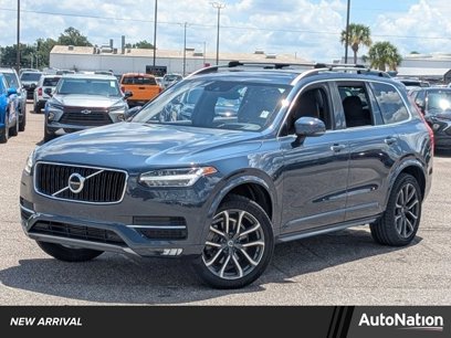 Used 2018 Volvo XC90 T5 Momentum w/ Convenience Package