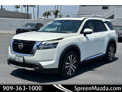Used 2023 Nissan Pathfinder Platinum