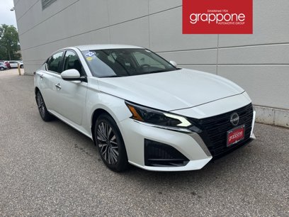 Used 2023 Nissan Altima 2.5 SV