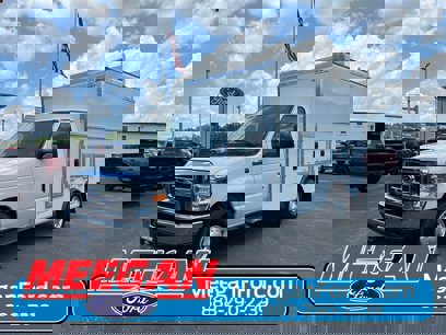 New 2025 Ford E-350 and Econoline 350 Super Duty w/ Interior Upgrade Package