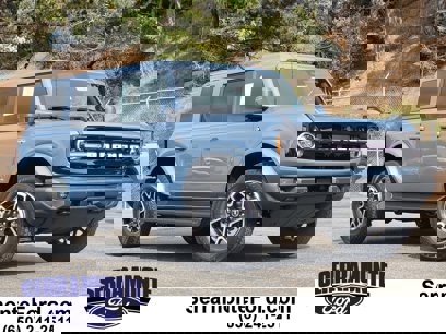 New 2025 Ford Bronco Outer Banks