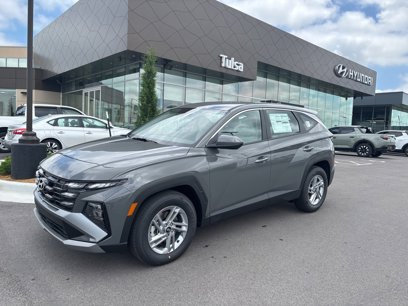New 2025 Hyundai Tucson SE