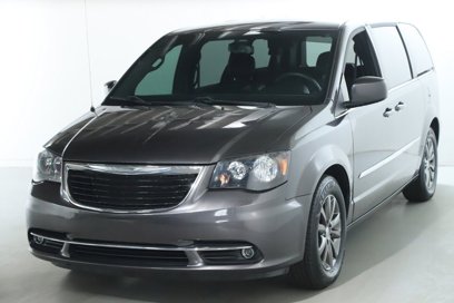 Used 2015 Chrysler Town & Country S